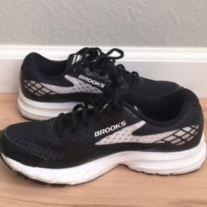 Brooks Launch 3 running shoe
